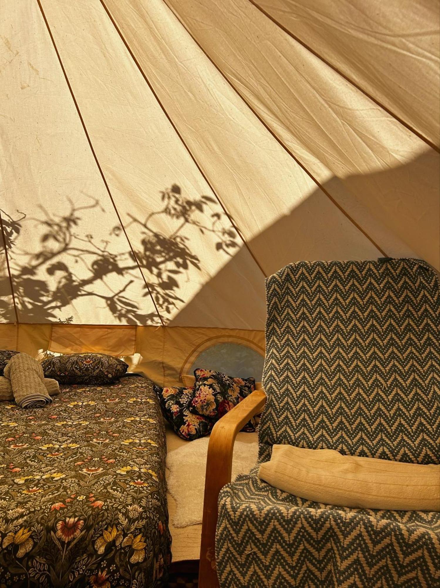 Yurt In Avocado Garden Hotel กวีมาร์ ภายนอก รูปภาพ
