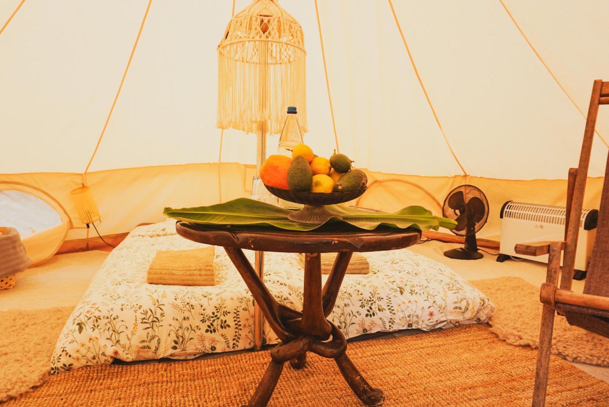 Yurt In Avocado Garden Hotel กวีมาร์ ภายนอก รูปภาพ